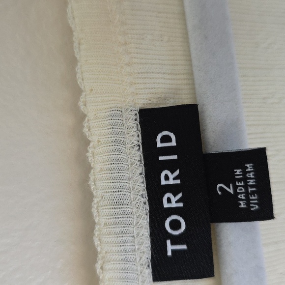 Cream Ribbed Torrid Tank Top - Picture 3 of 6